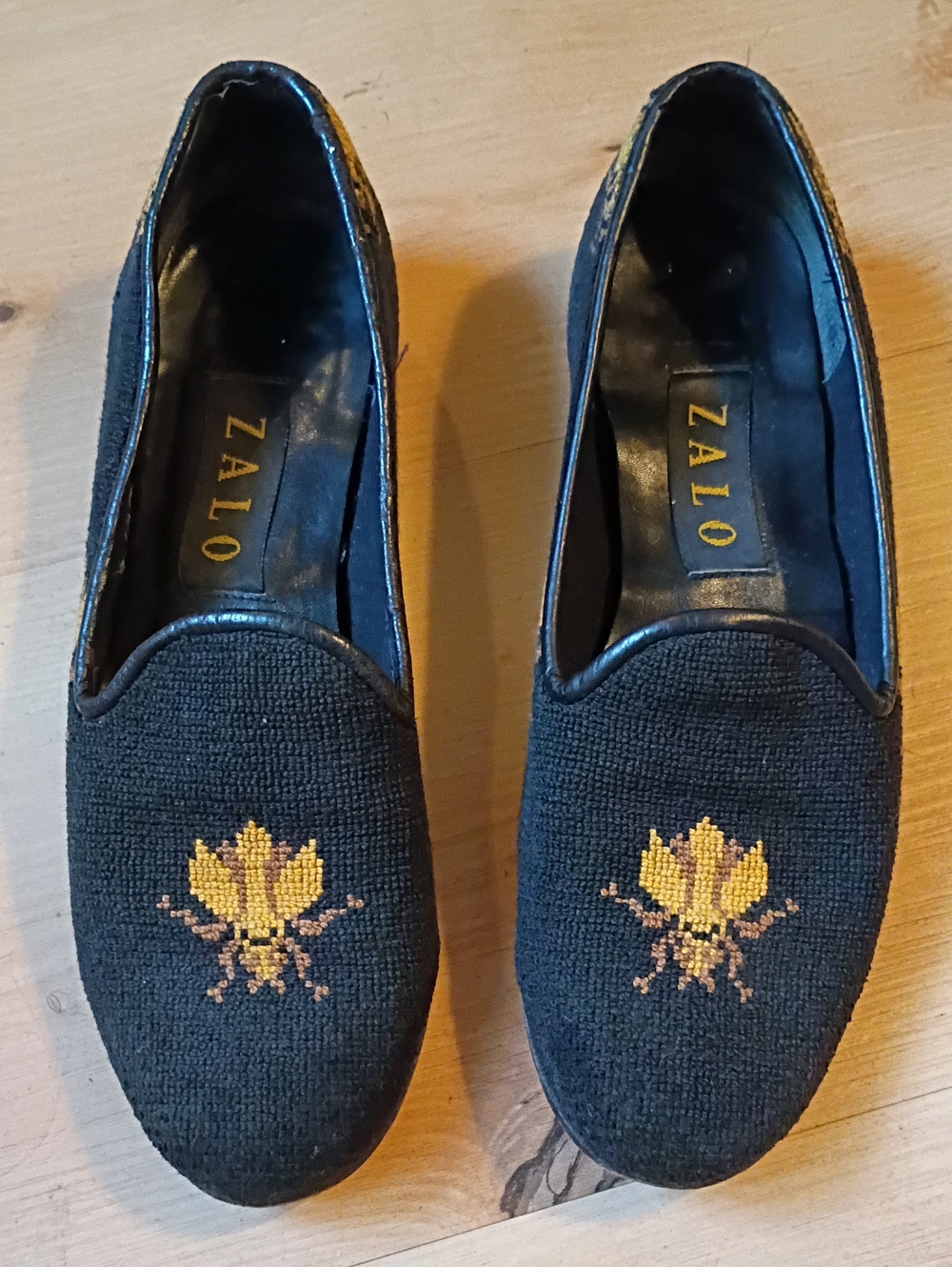 Zalo Black Women's Bug Tapestry Loafers